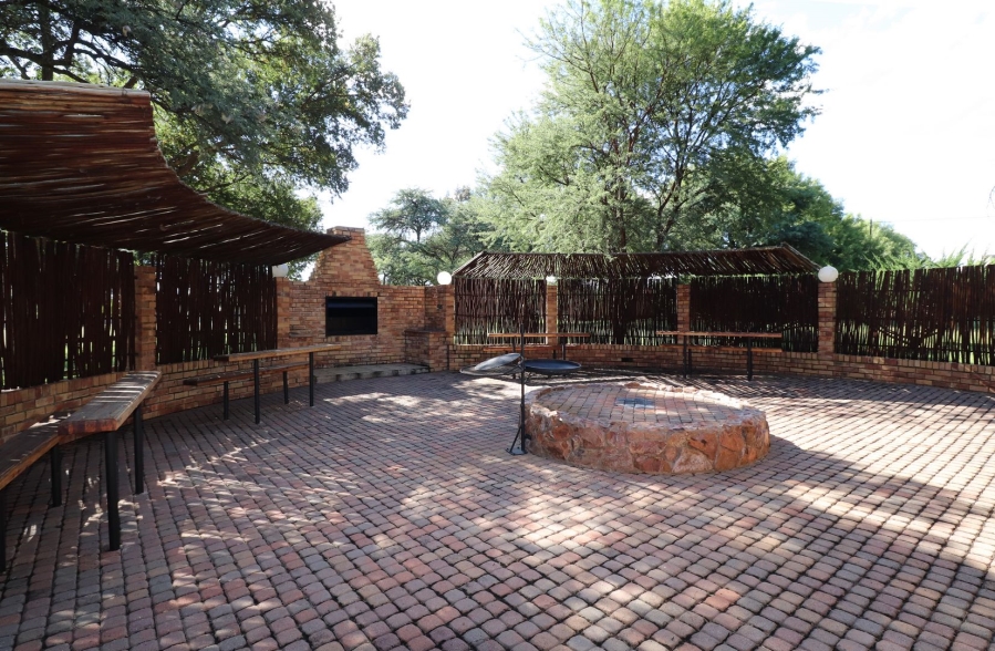 4 Bedroom Property for Sale in Wilkoppies North West